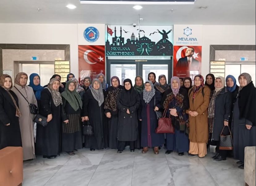 Rukiye Toy Sivaslı Kadınlara Konya Gezisi: İmranlı’nın Çınarları İlk Kez Şehir Dışında! Rukiye Toy Sivaslı Kadınlara Konya Gezisi: İmranlı’nın Çınarları İlk Kez Şehir Dışında!