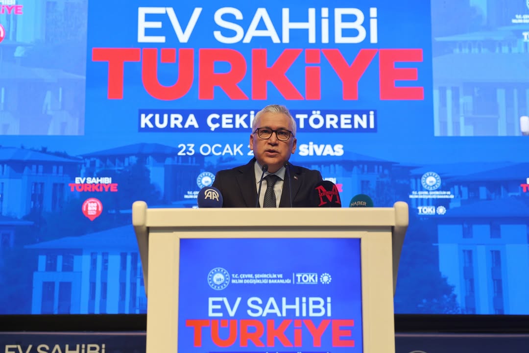 Sivas TOKİ Kura Çekimi Tamamlandı: 3 Bin 904 Vatandaşın Ev Hayali Gerçek Oldu Sivas TOKİ Kura Çekimi Tamamlandı: 3 Bin 904 Vatandaşın Ev Hayali Gerçek Oldu