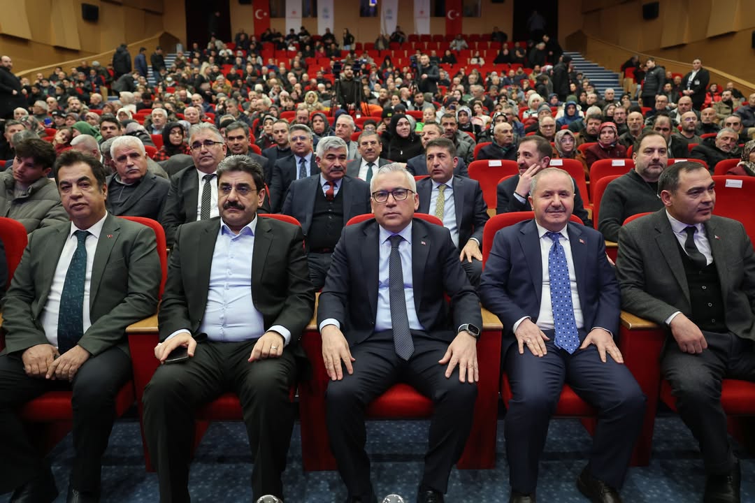 Sivas TOKİ Kura Çekimi Tamamlandı: 3 Bin 904 Vatandaşın Ev Hayali Gerçek Oldu Sivas TOKİ Kura Çekimi Tamamlandı: 3 Bin 904 Vatandaşın Ev Hayali Gerçek Oldu