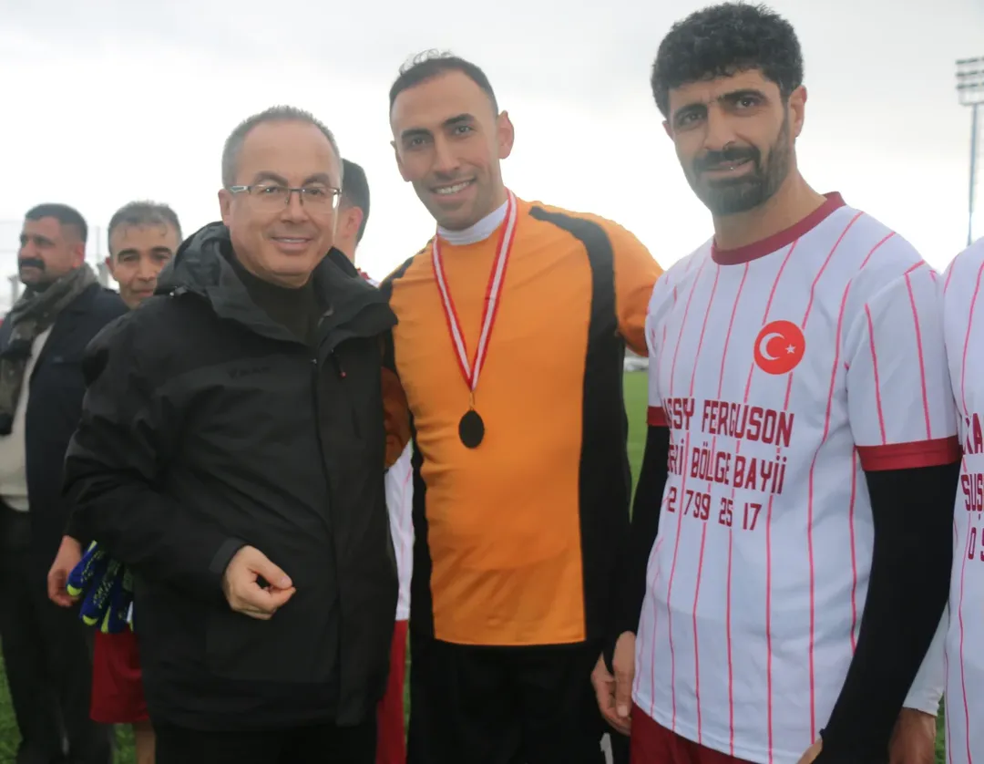 Köylerarası Futbol Turnuvası’nda Şampiyon Belli Oldu: Kupa Karacalar’ın! Köylerarası Futbol Turnuvası’nda Şampiyon Belli Oldu: Kupa Karacalar’ın!